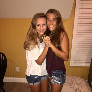 Meet your Posher, Hannah